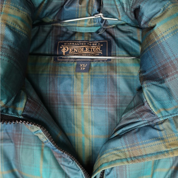 Pendleton Women's Blue Plaid Hooded Jacket - Picture 3 of 11